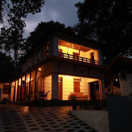 Kovalam Lake View Villa Vellayani Bagian luar foto