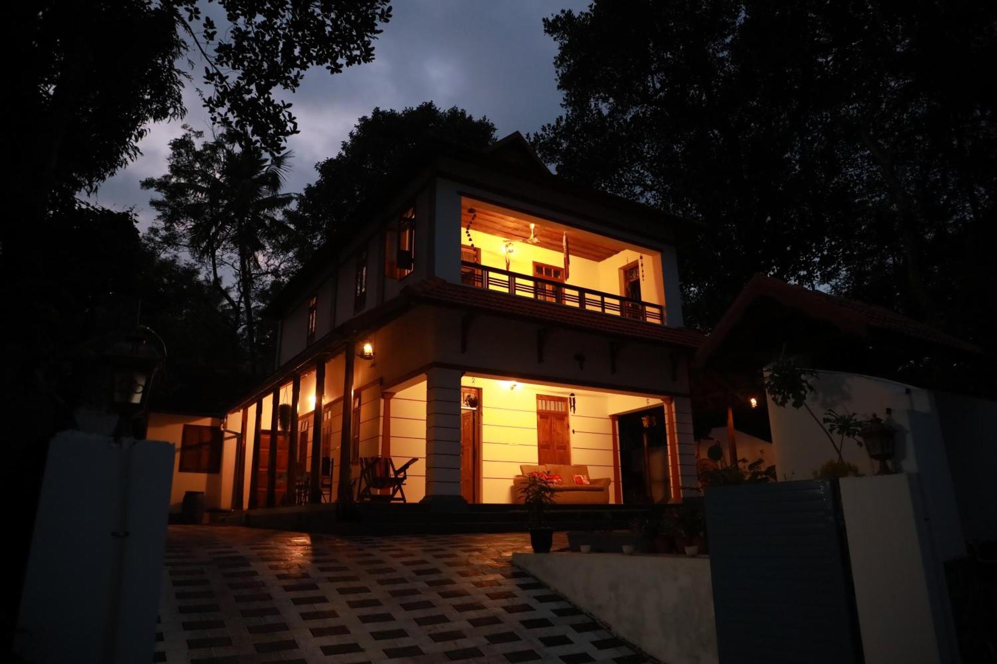 Kovalam Lake View Villa Vellayani Bagian luar foto