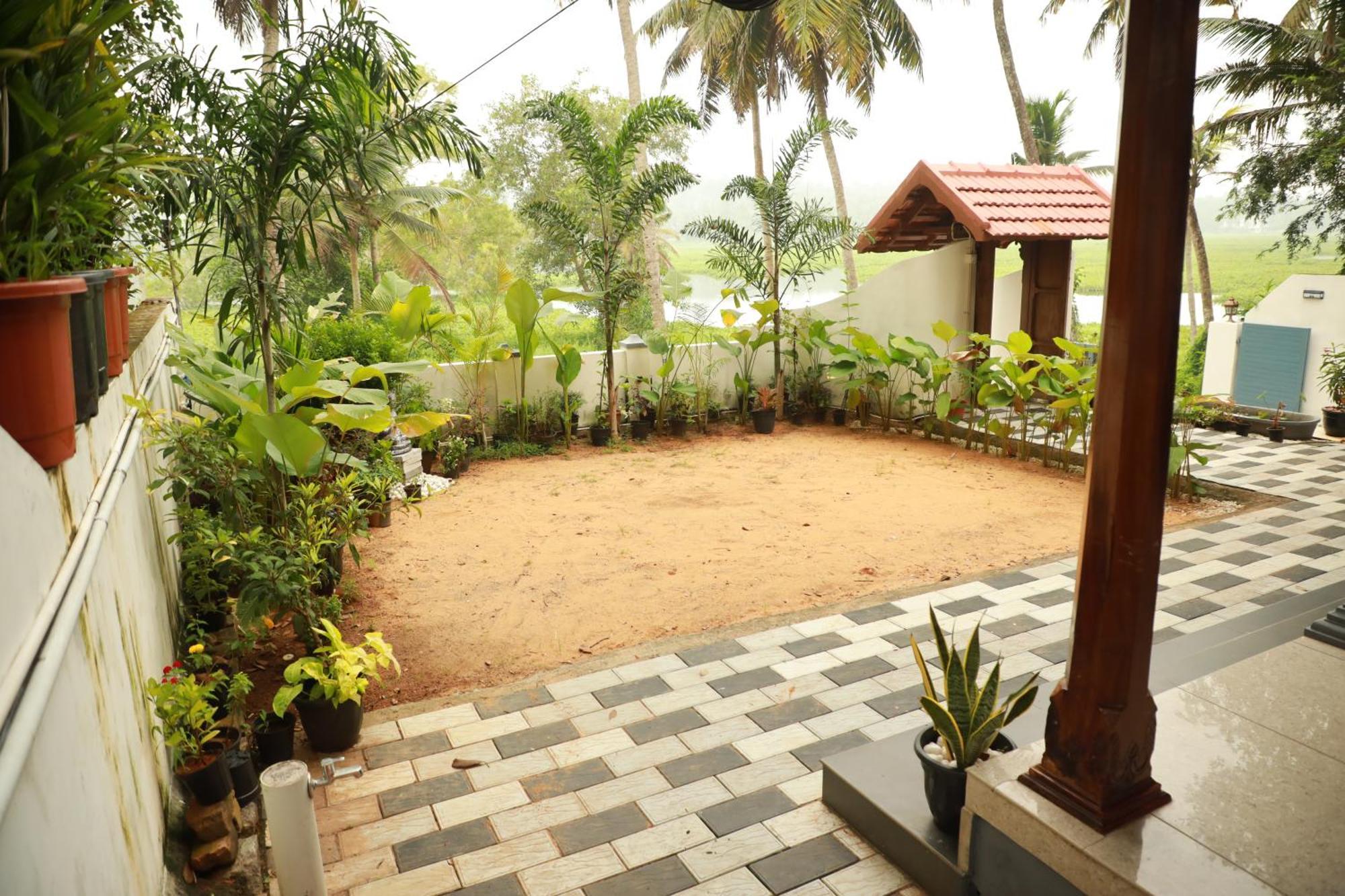 Kovalam Lake View Villa Vellayani Bagian luar foto