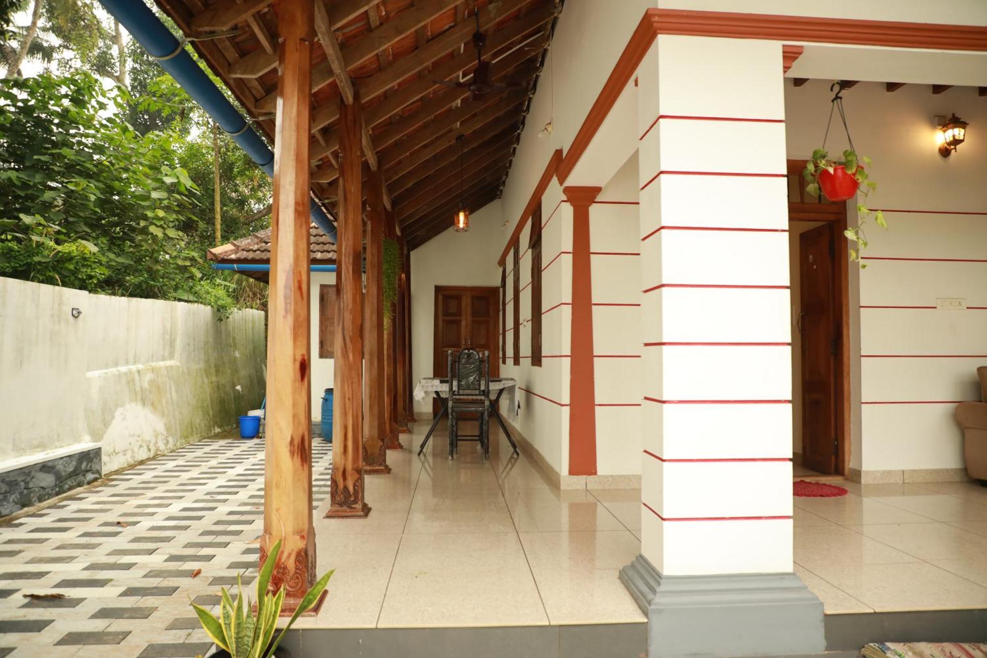 Kovalam Lake View Villa Vellayani Bagian luar foto
