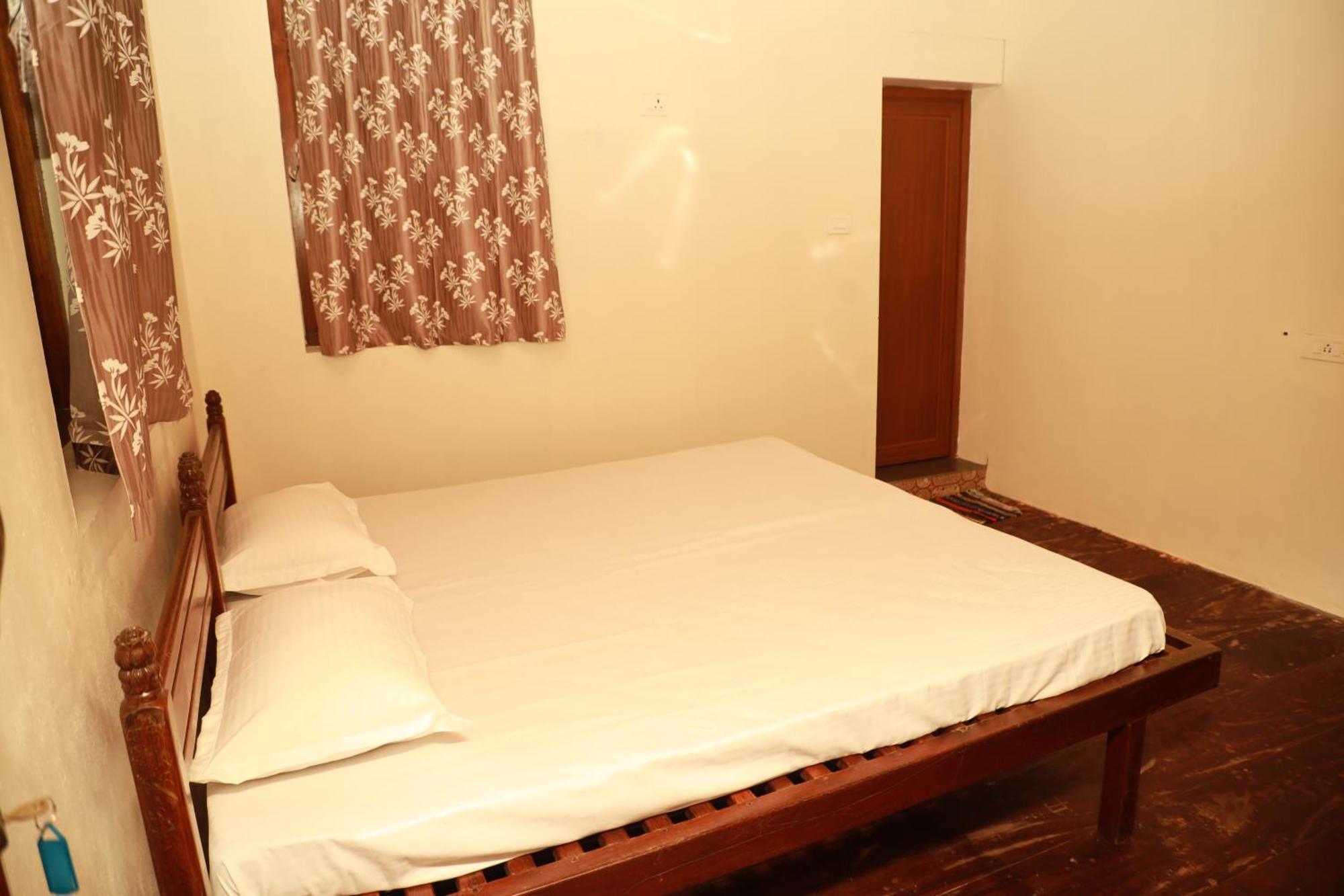 Kovalam Lake View Villa Vellayani Bagian luar foto