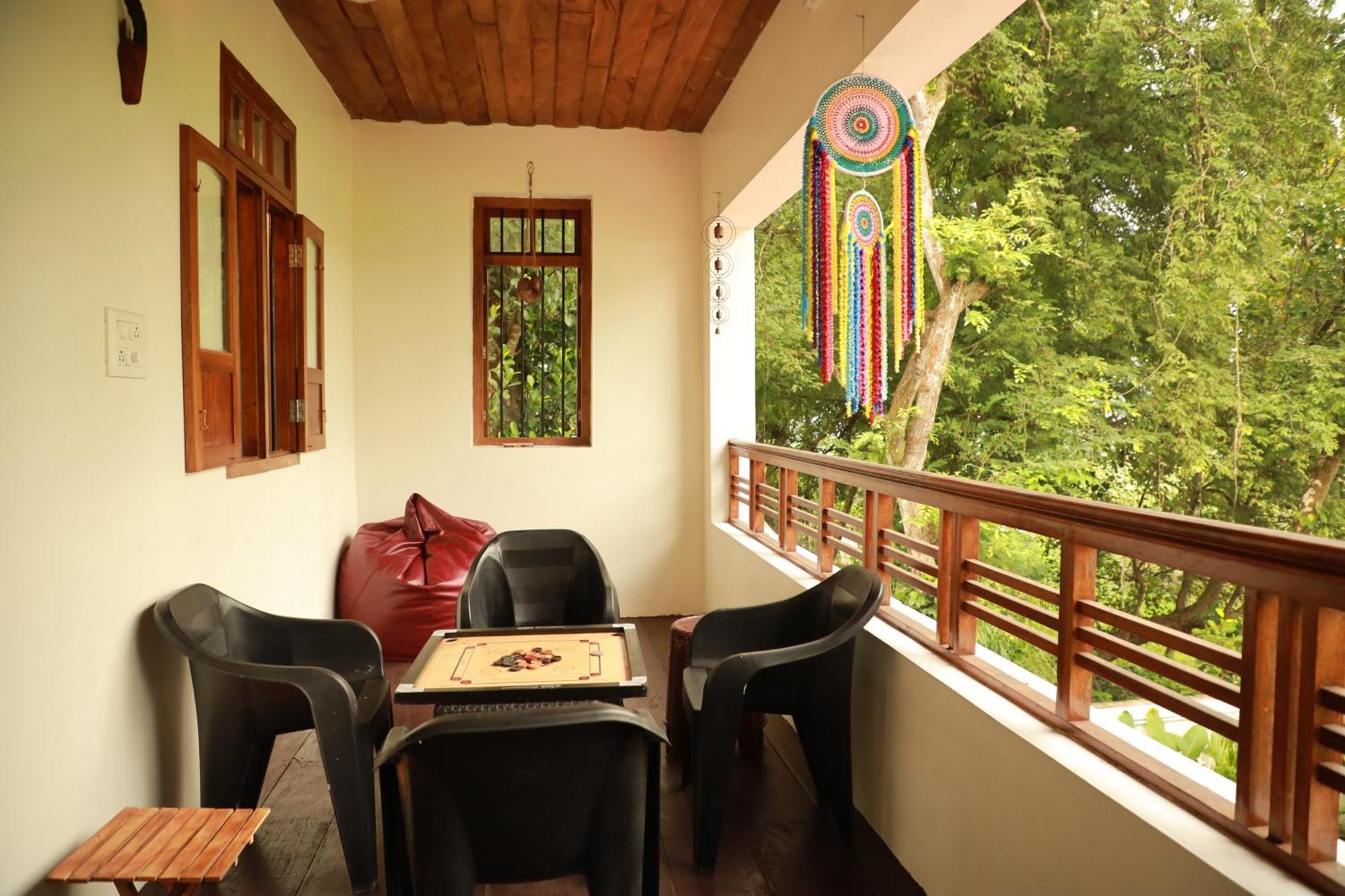 Kovalam Lake View Villa Vellayani Bagian luar foto