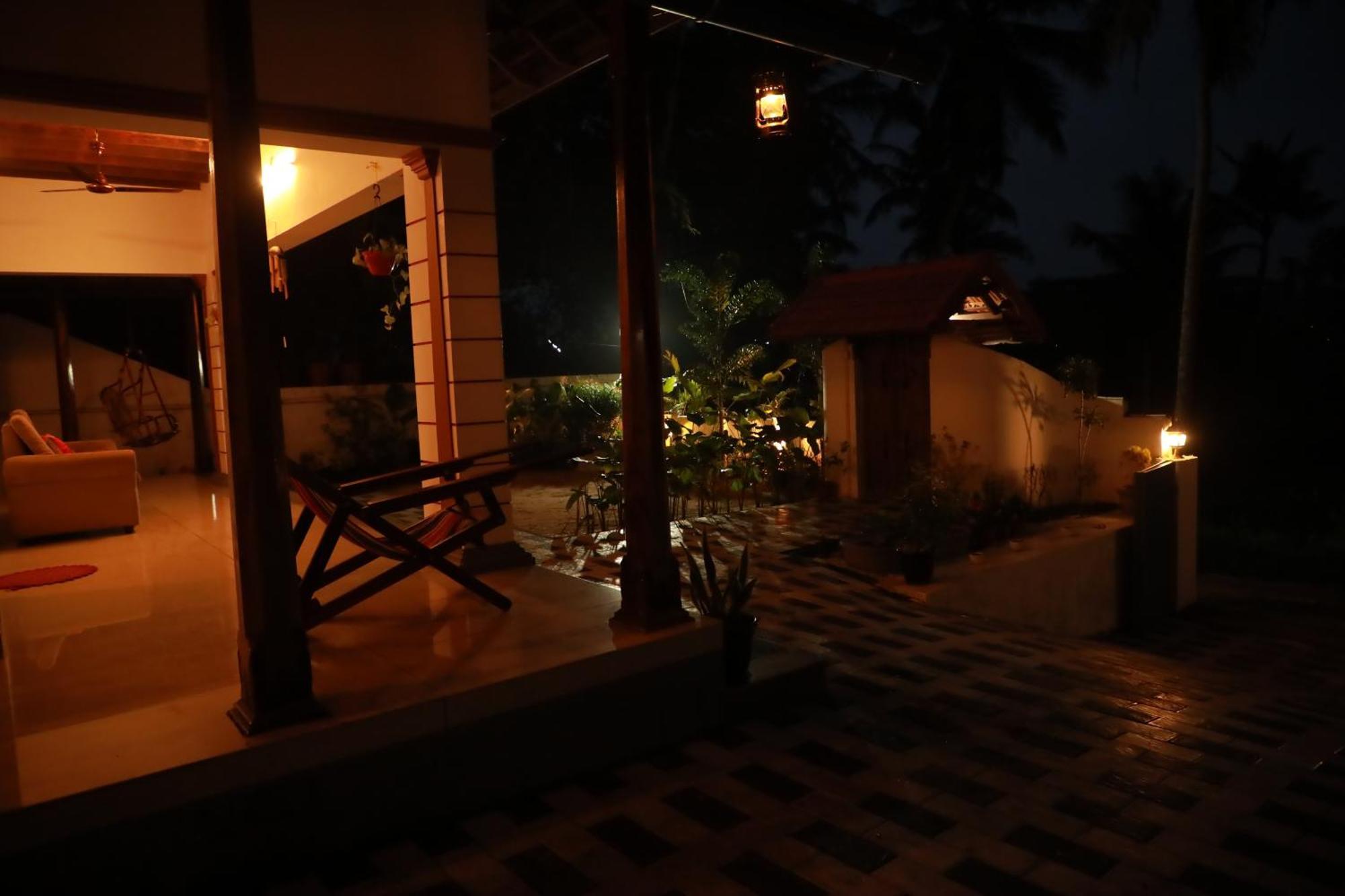 Kovalam Lake View Villa Vellayani Bagian luar foto